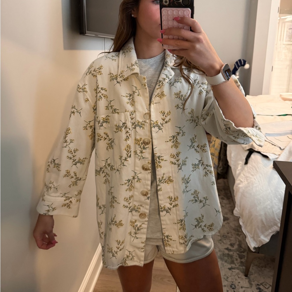 Floral Print Button-Up Jacket in Cream